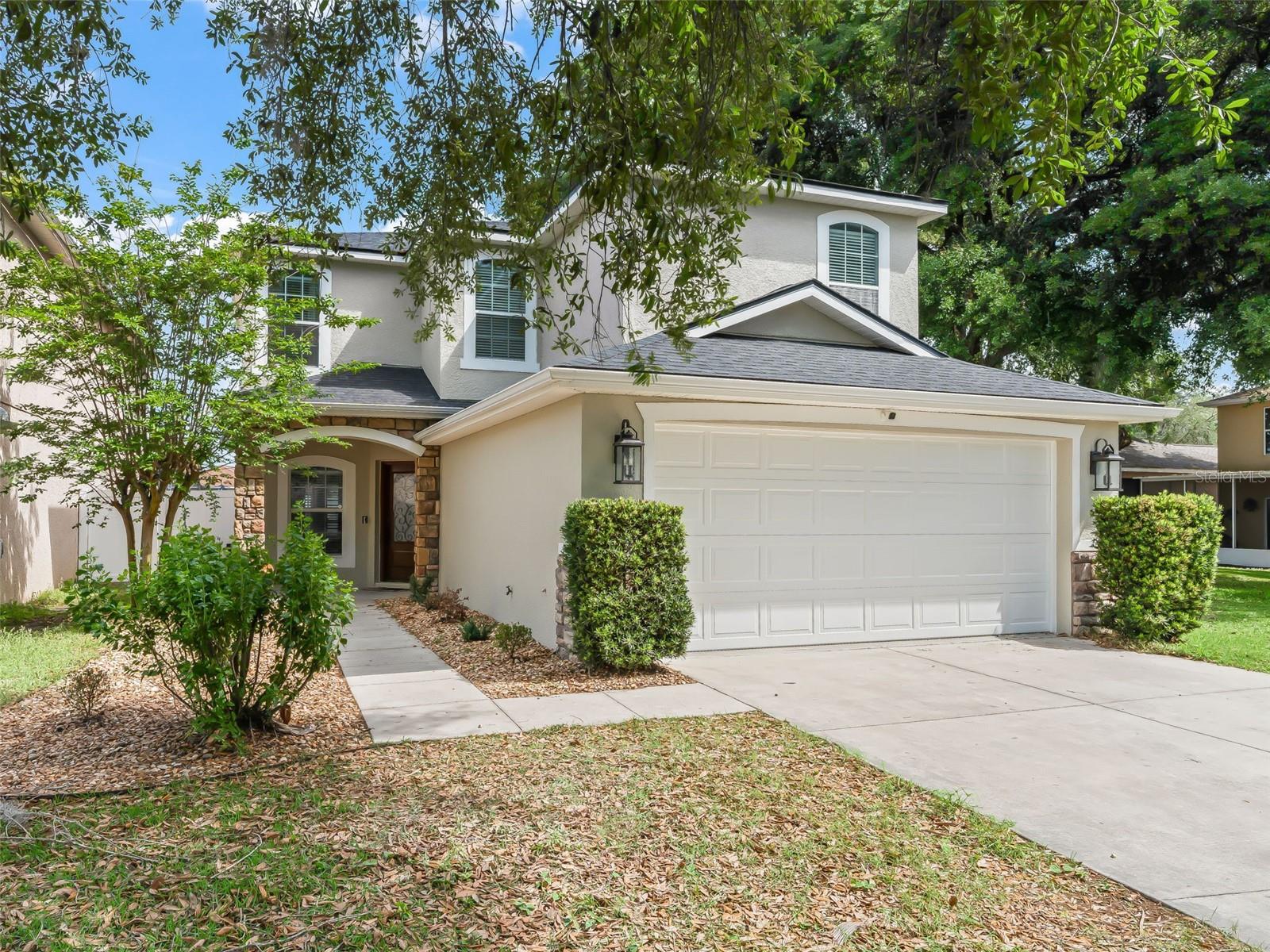 VILLAGES OF PARKWOOD - Residential