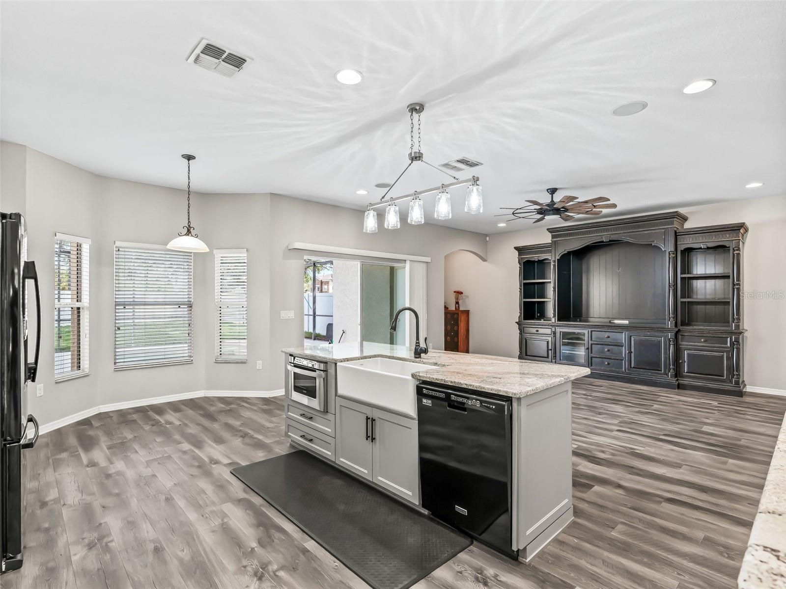 VILLAGES OF PARKWOOD - Residential