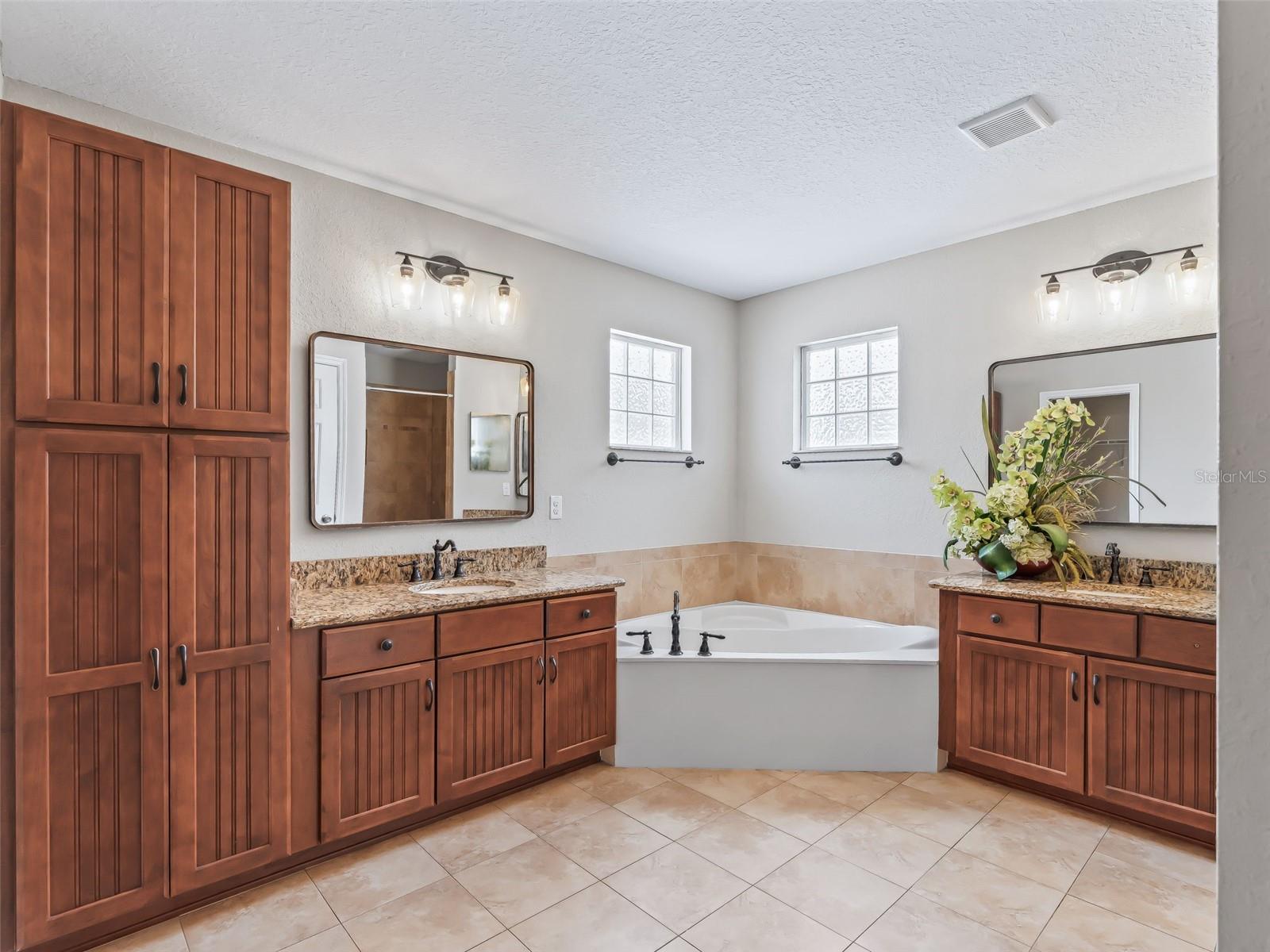 VILLAGES OF PARKWOOD - Residential