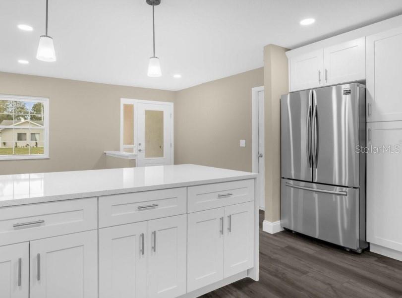 STERLING OAKS - Residential