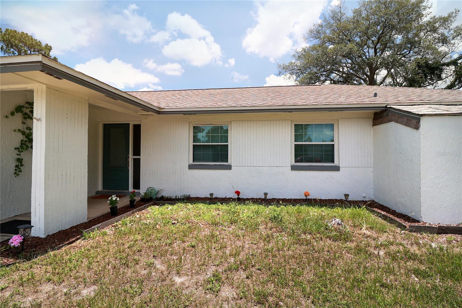 STERLING OAKS - Residential