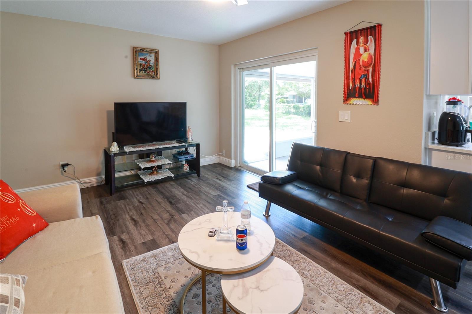 STERLING OAKS - Residential