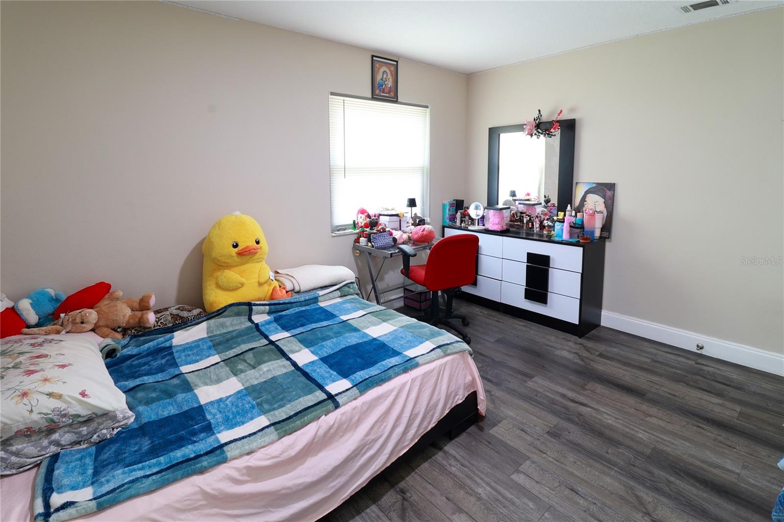 STERLING OAKS - Residential