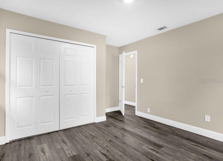 STERLING OAKS - Residential