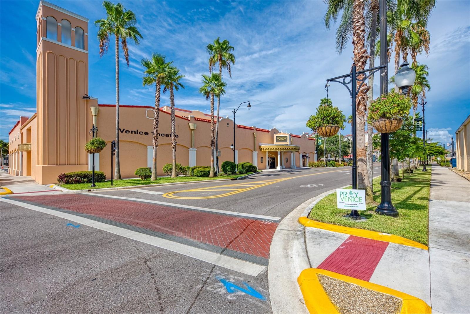 GULF BREEZE - Residential