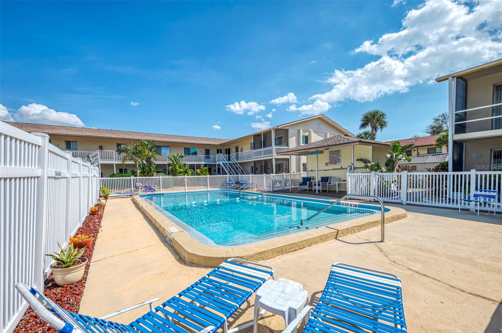 GULF BREEZE - Residential