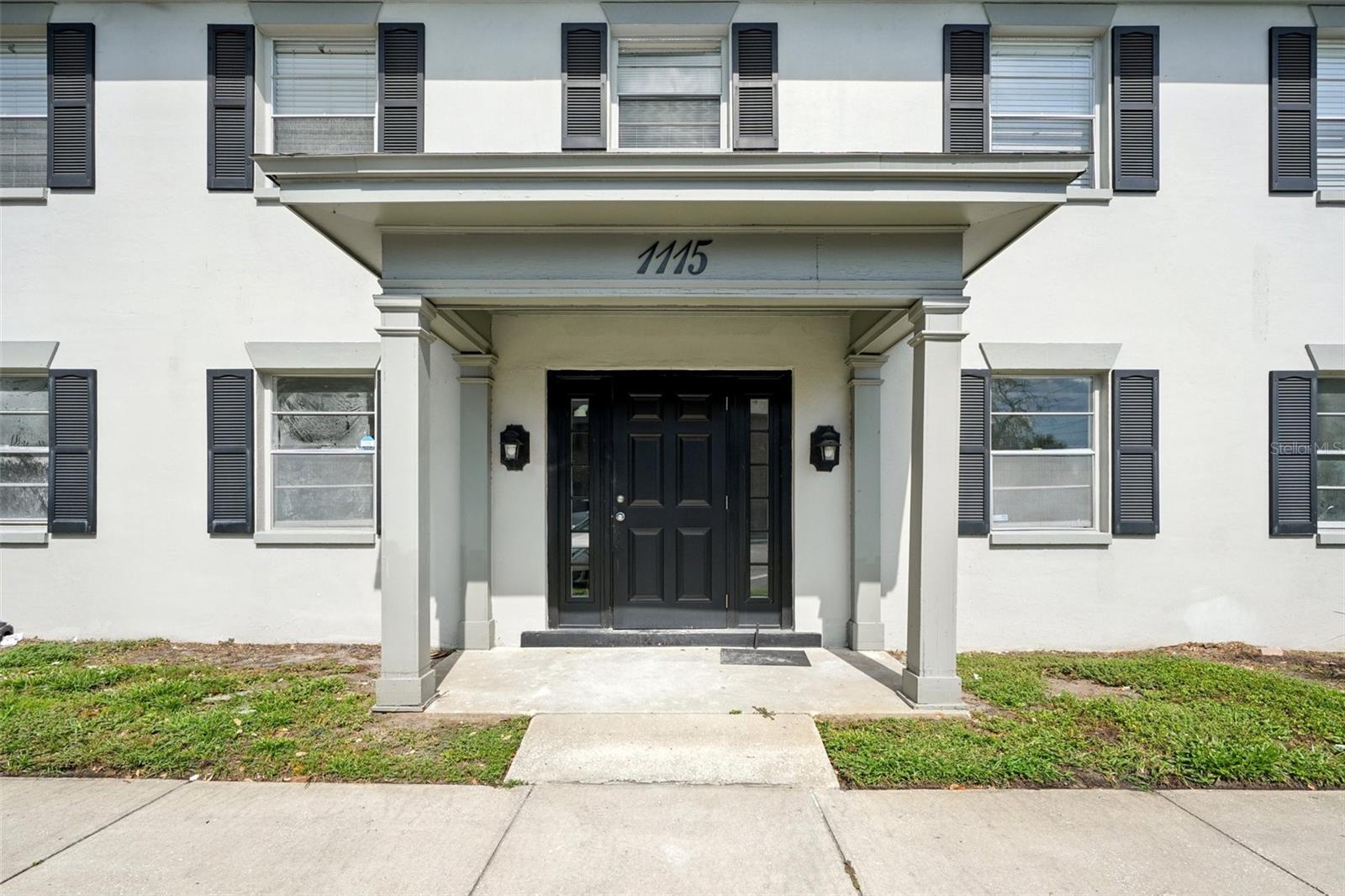 LES CHATEAUX CONDO - Residential