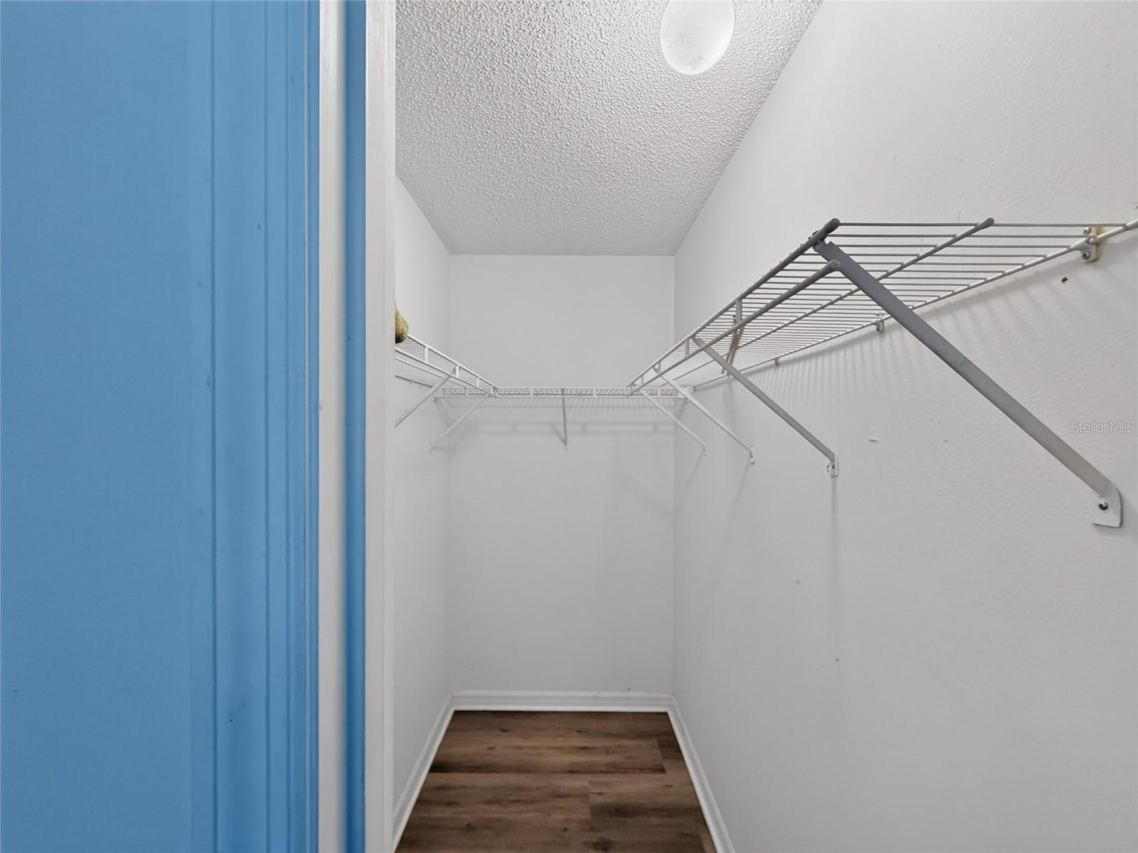 LADY LAKE ORANGE BLOSSOM GARDENS UNIT 15 - Residential Lease