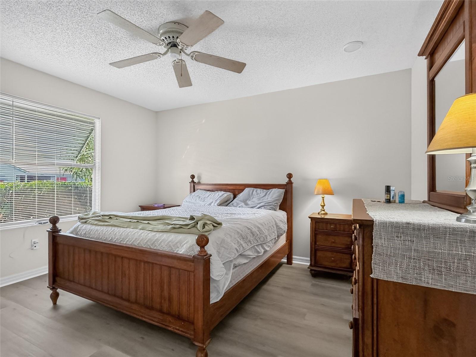 LADY LAKE ORANGE BLOSSOM GARDENS UNIT 15 - Residential Lease
