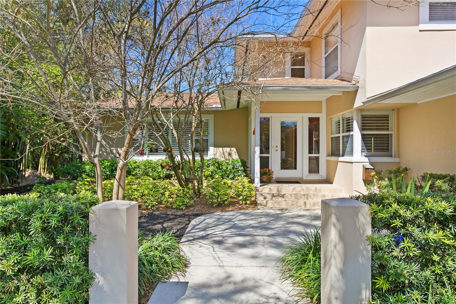 SNELL ISLE SHORES - Residential