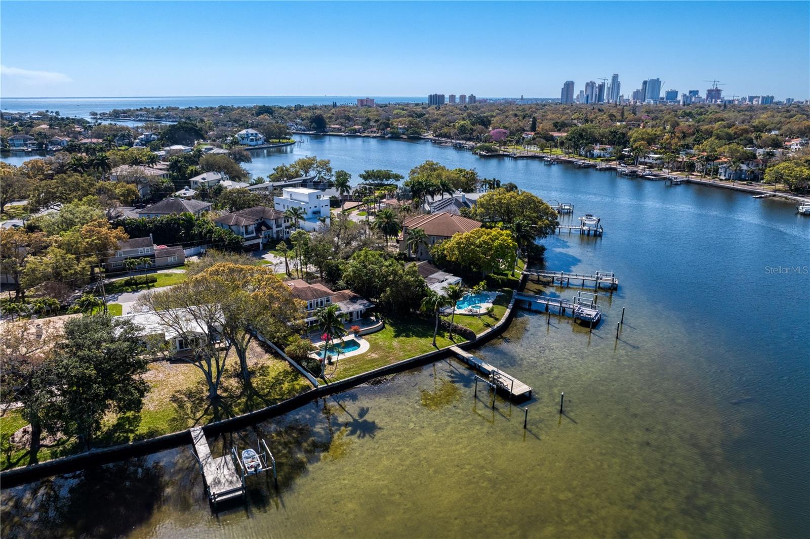 SNELL ISLE SHORES - Residential