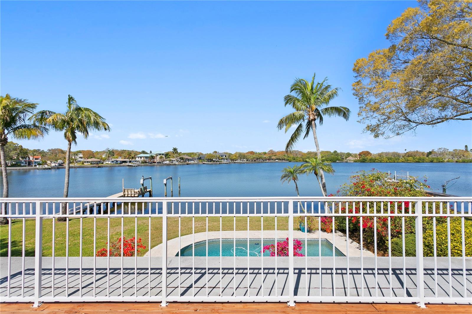SNELL ISLE SHORES - Residential