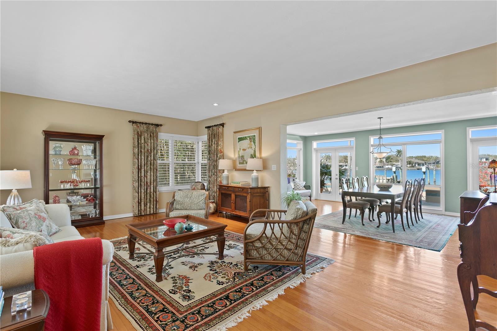 SNELL ISLE SHORES - Residential