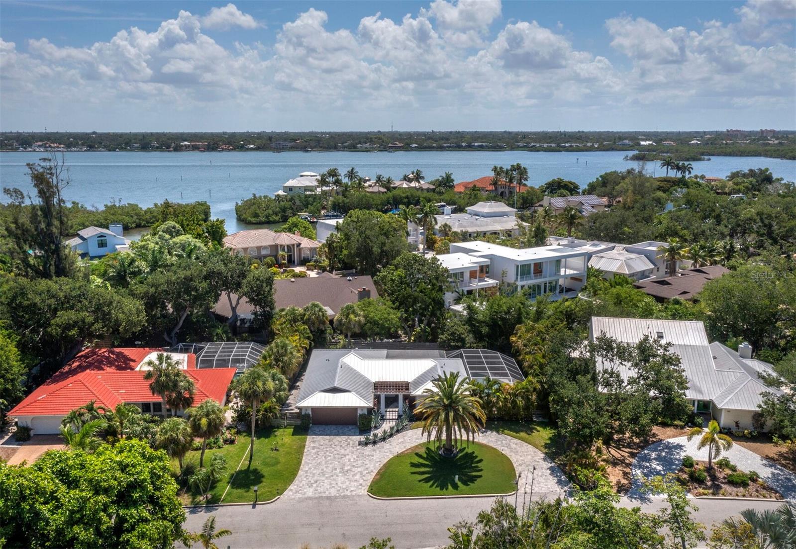 SIESTA BEACH - Residential