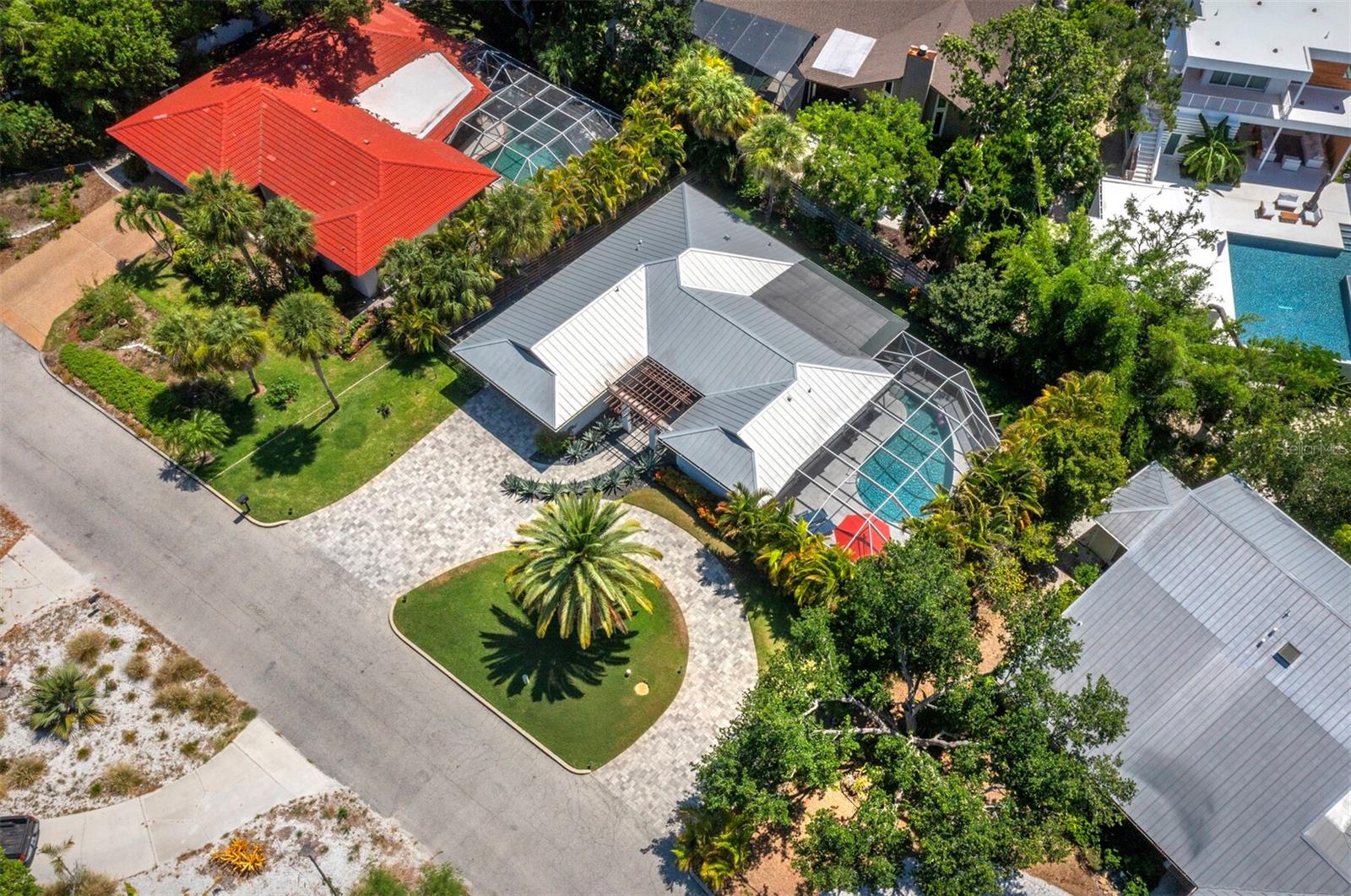 SIESTA BEACH - Residential