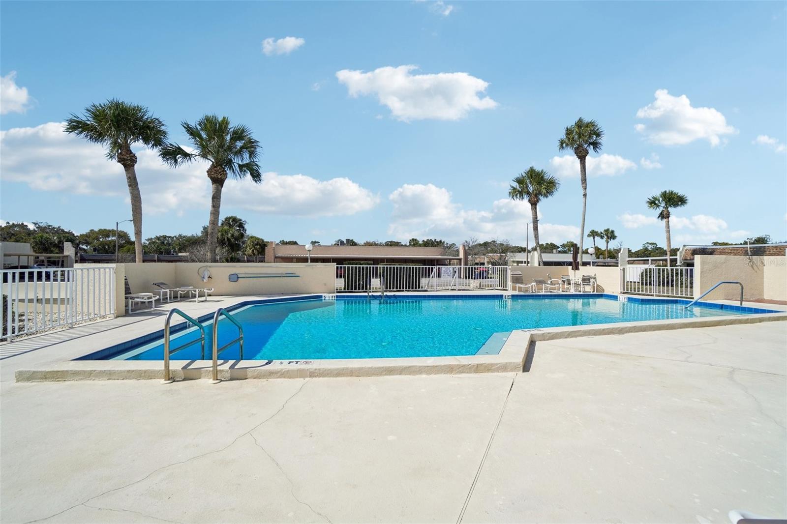 TIMBER OAKS FAIRWAY VILLAS - Residential