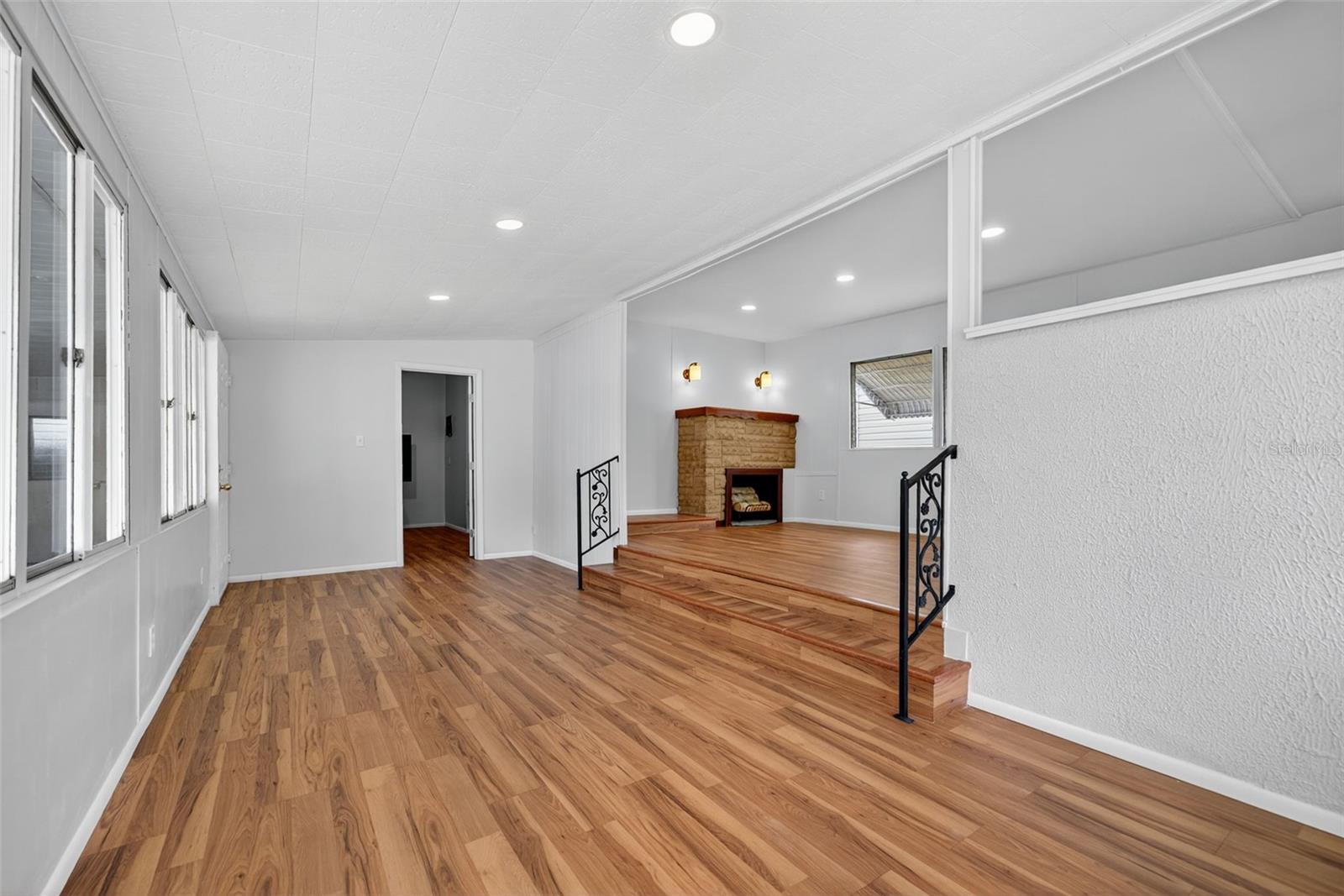 TRI-PAR ESTATES - Residential