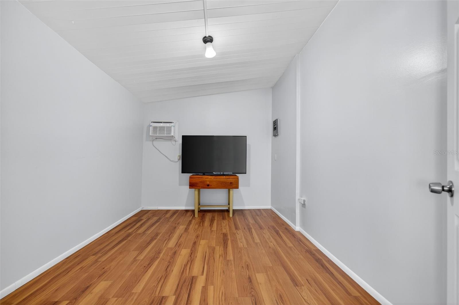 TRI-PAR ESTATES - Residential