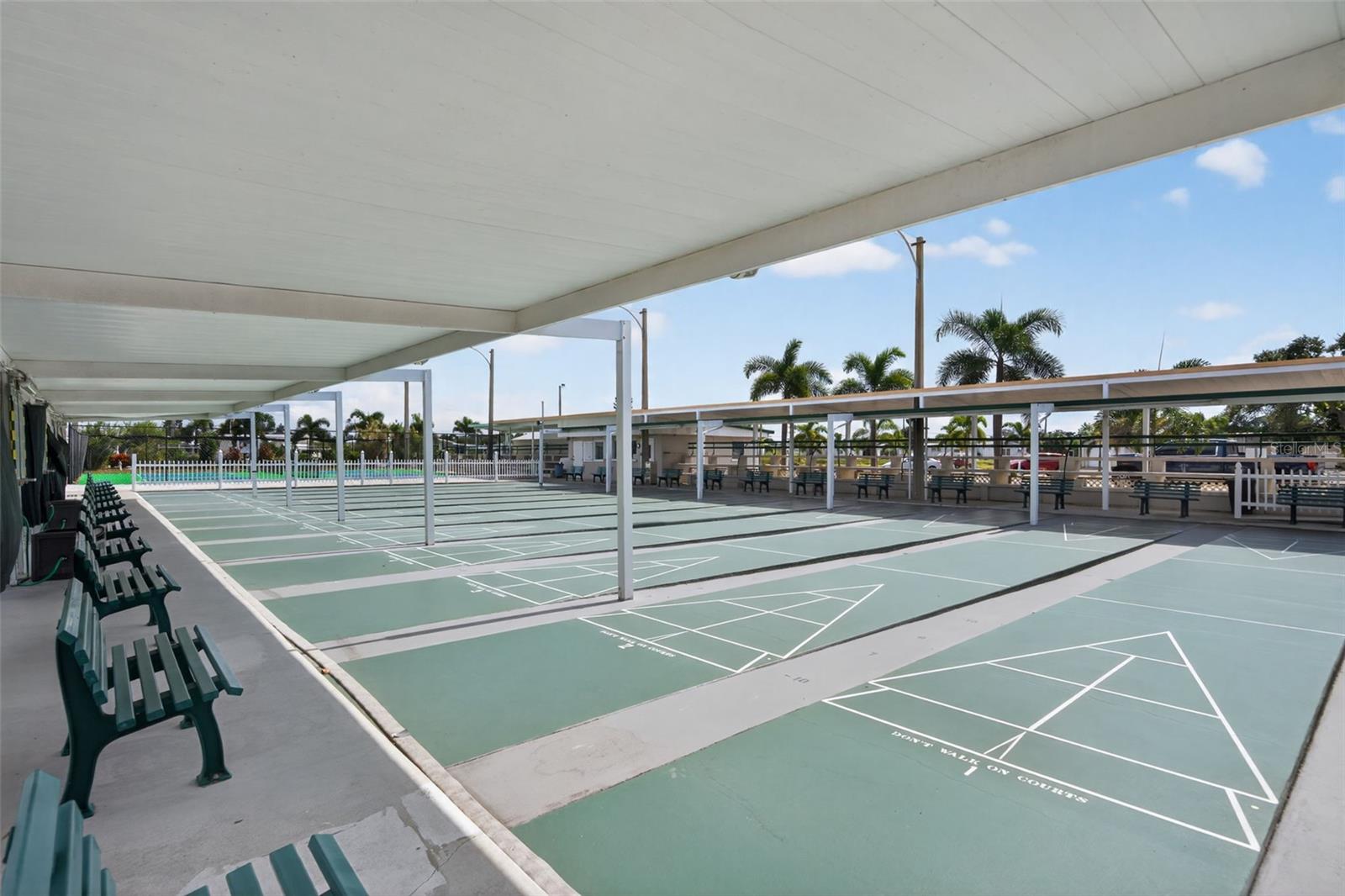 TRI-PAR ESTATES - Residential