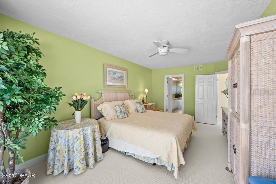 TOWERS AT PONCE INLET TOWER 01 CONDO - Residential