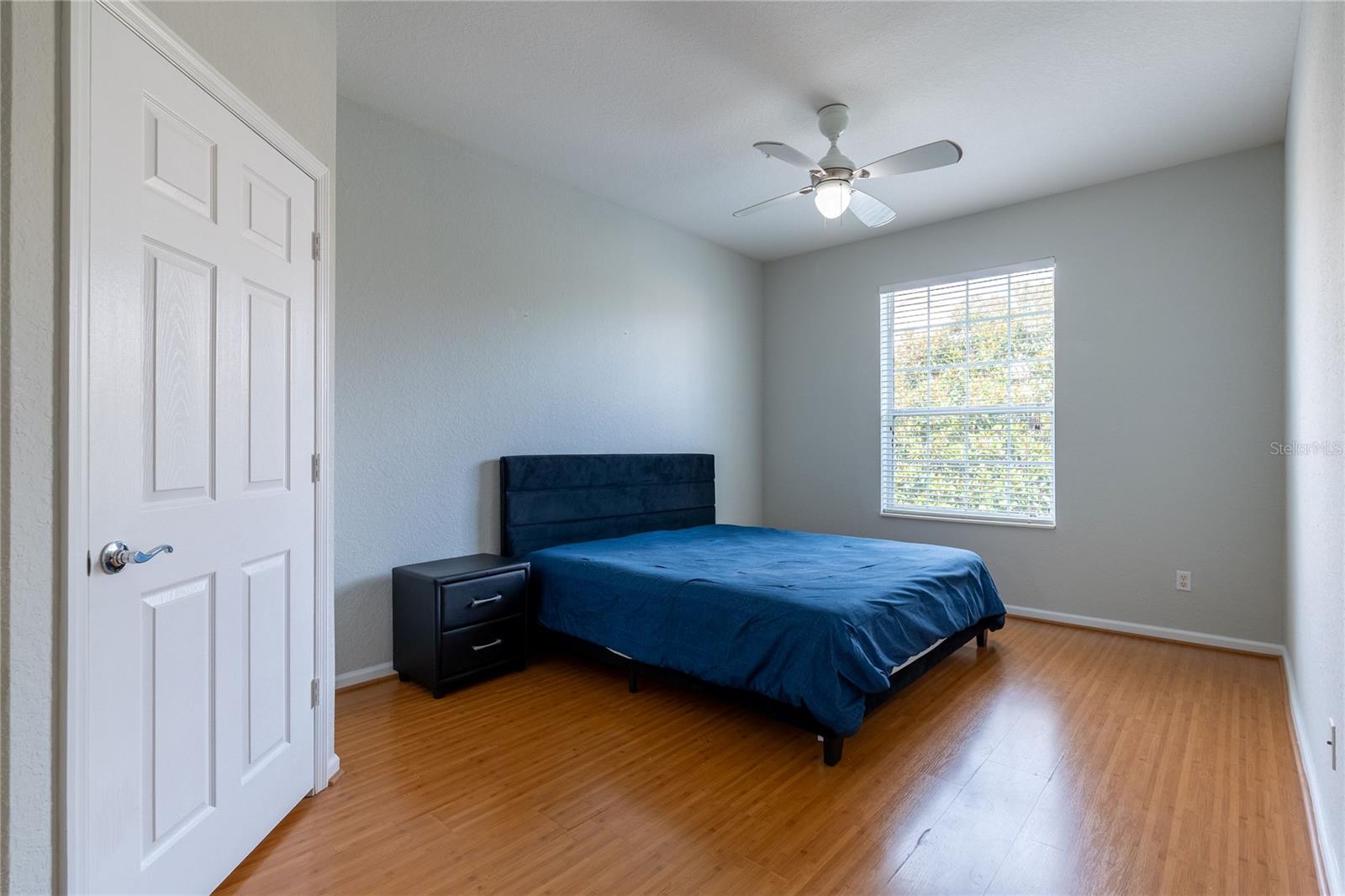 VENTURA AT STONEBRIDGE COMMONS CONDO PH 5 - Residential