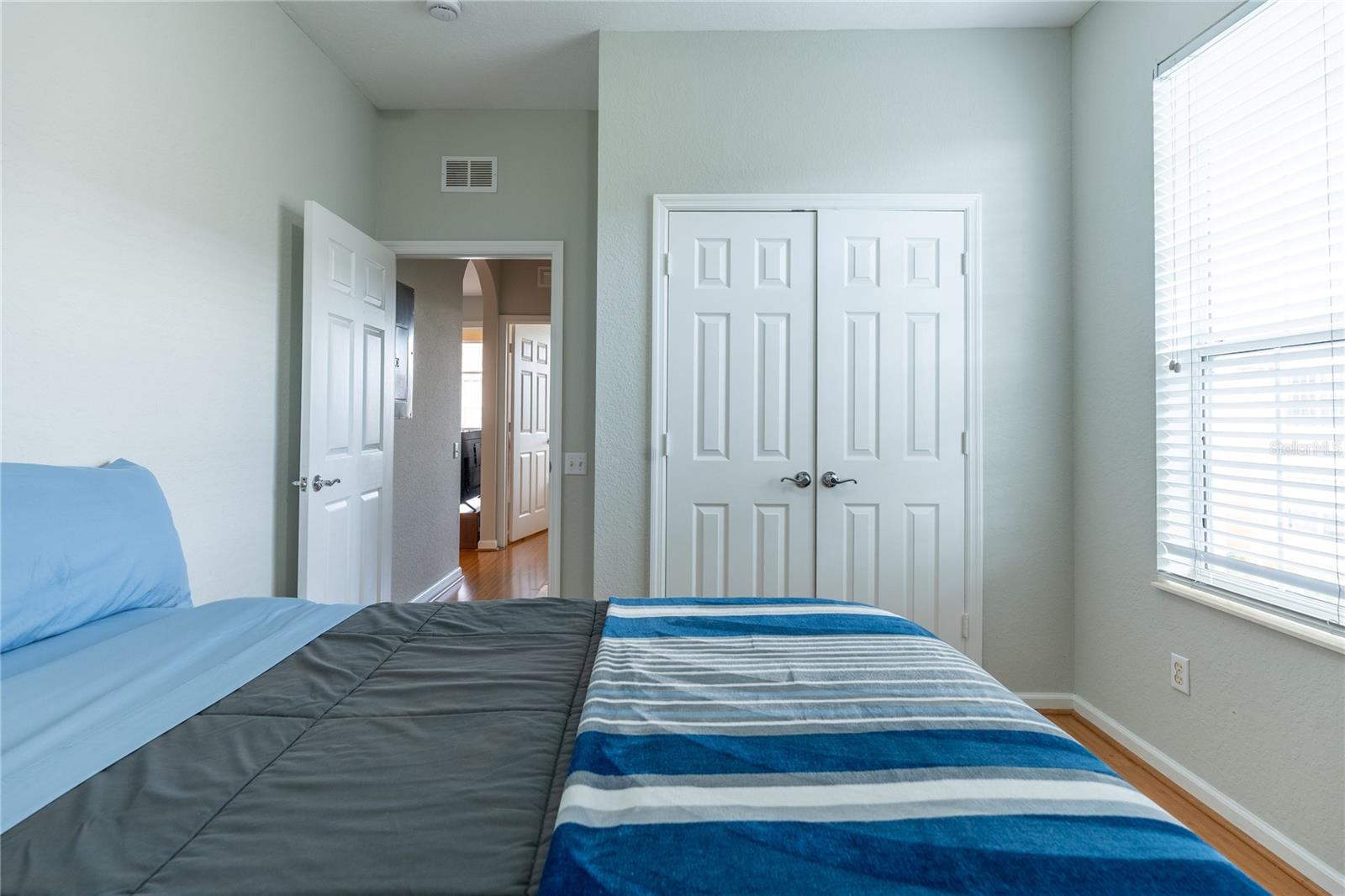 VENTURA AT STONEBRIDGE COMMONS CONDO PH 5 - Residential