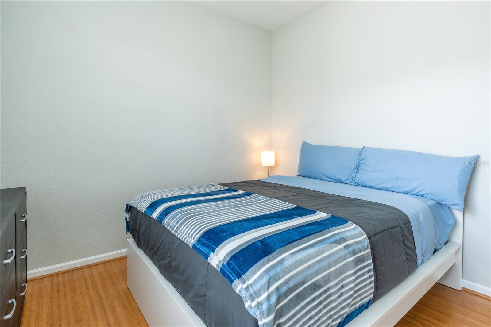 VENTURA AT STONEBRIDGE COMMONS CONDO PH 5 - Residential