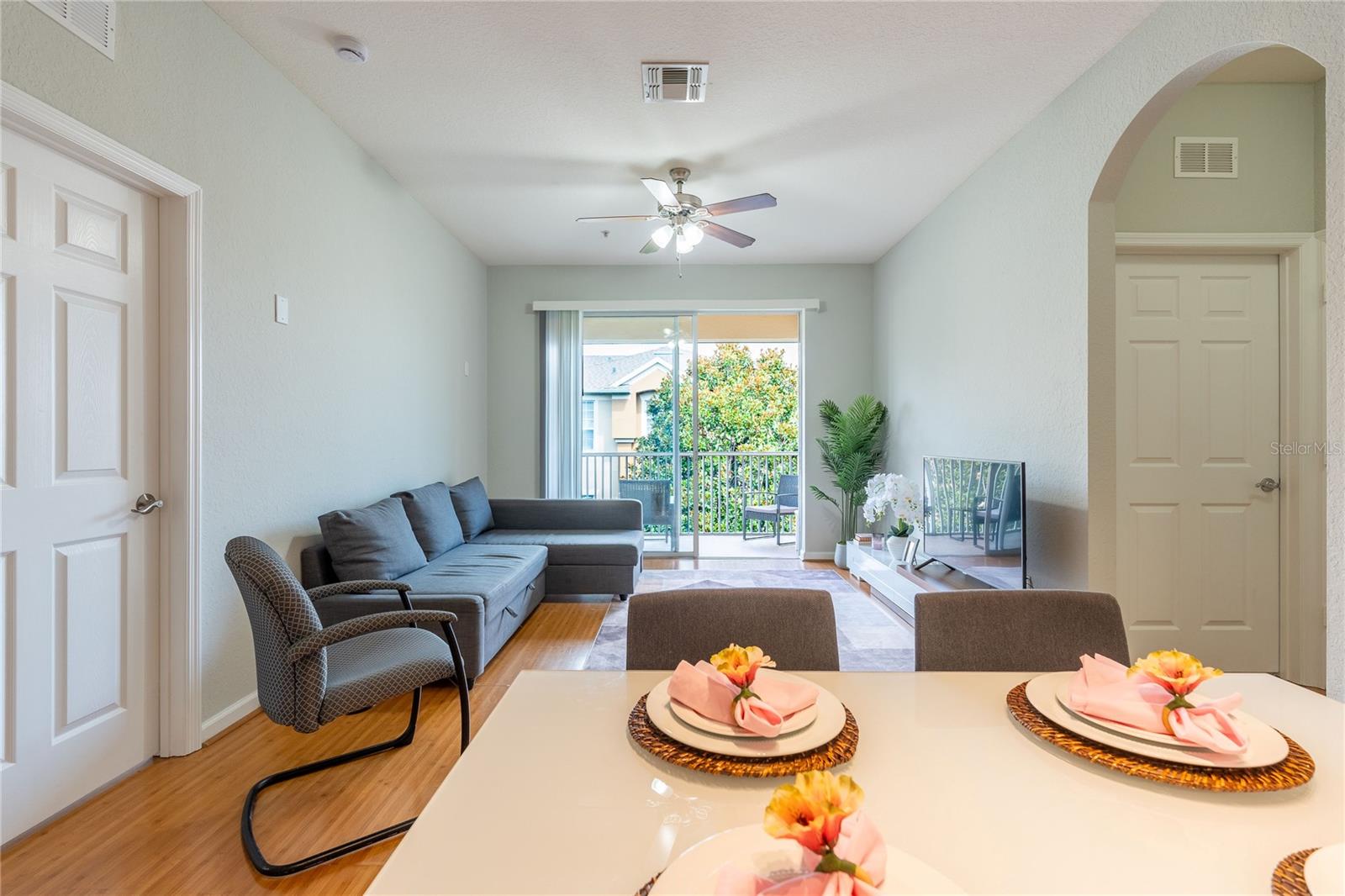 VENTURA AT STONEBRIDGE COMMONS CONDO PH 5 - Residential