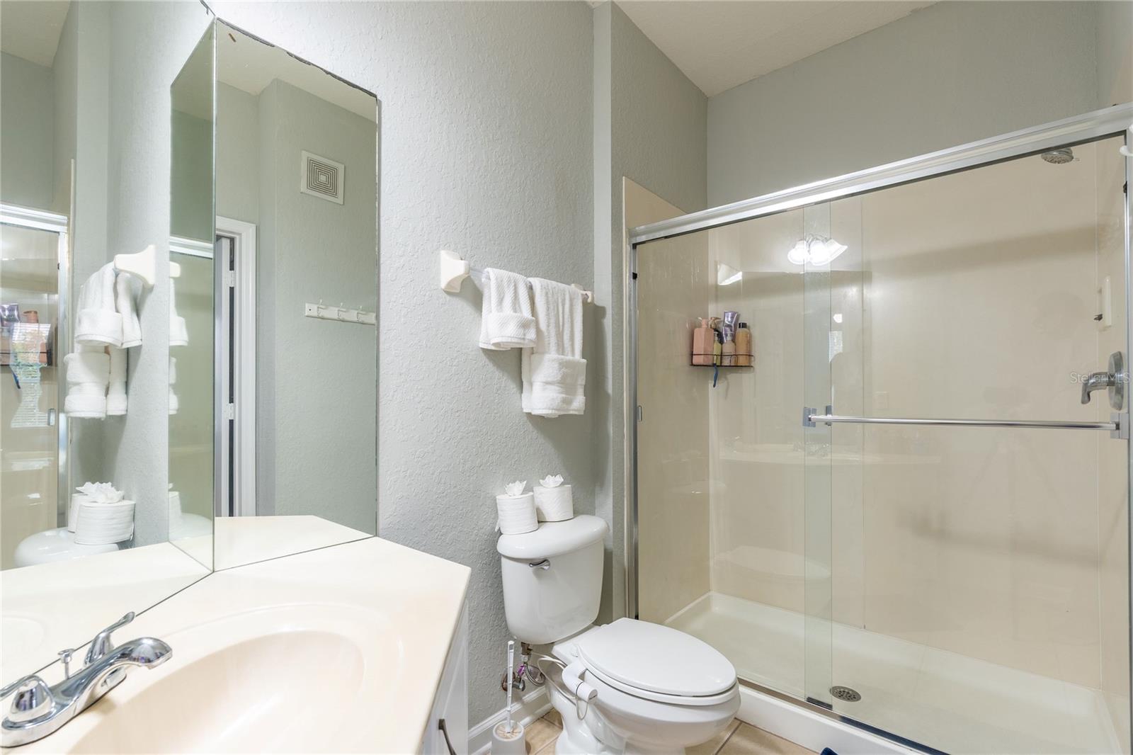 VENTURA AT STONEBRIDGE COMMONS CONDO PH 5 - Residential