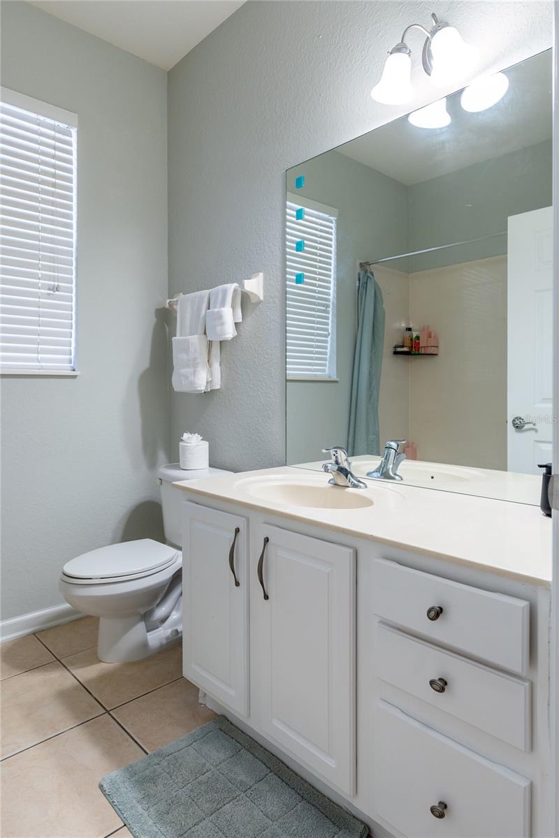 VENTURA AT STONEBRIDGE COMMONS CONDO PH 5 - Residential