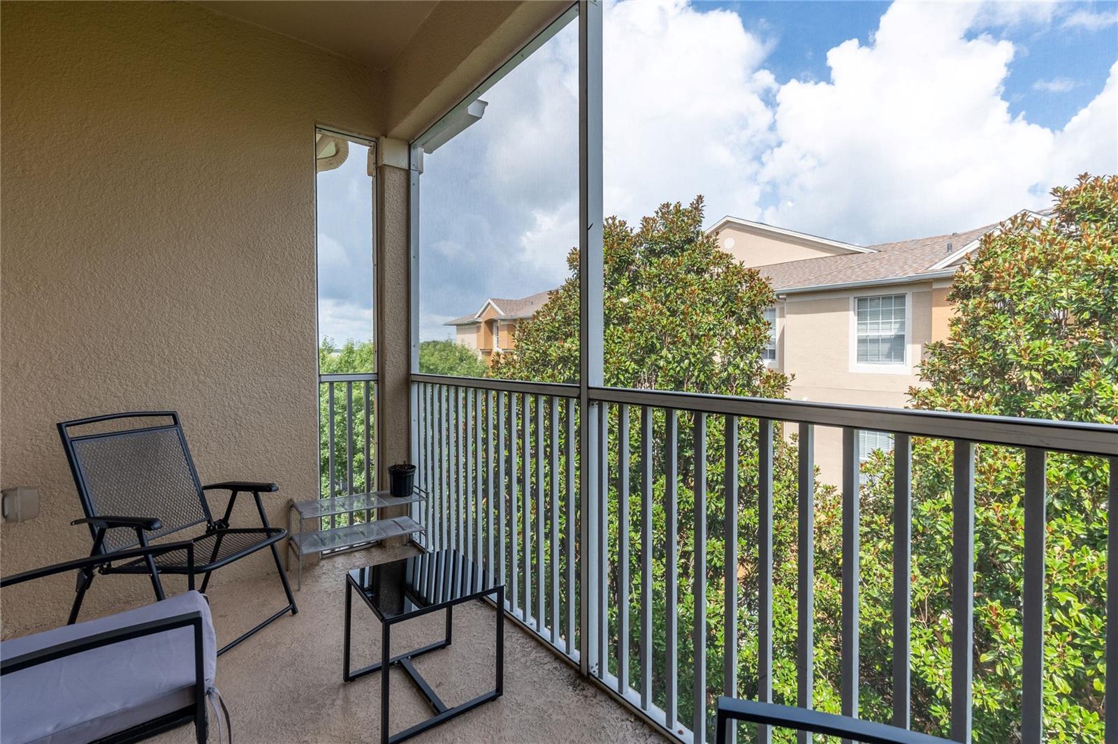 VENTURA AT STONEBRIDGE COMMONS CONDO PH 5 - Residential