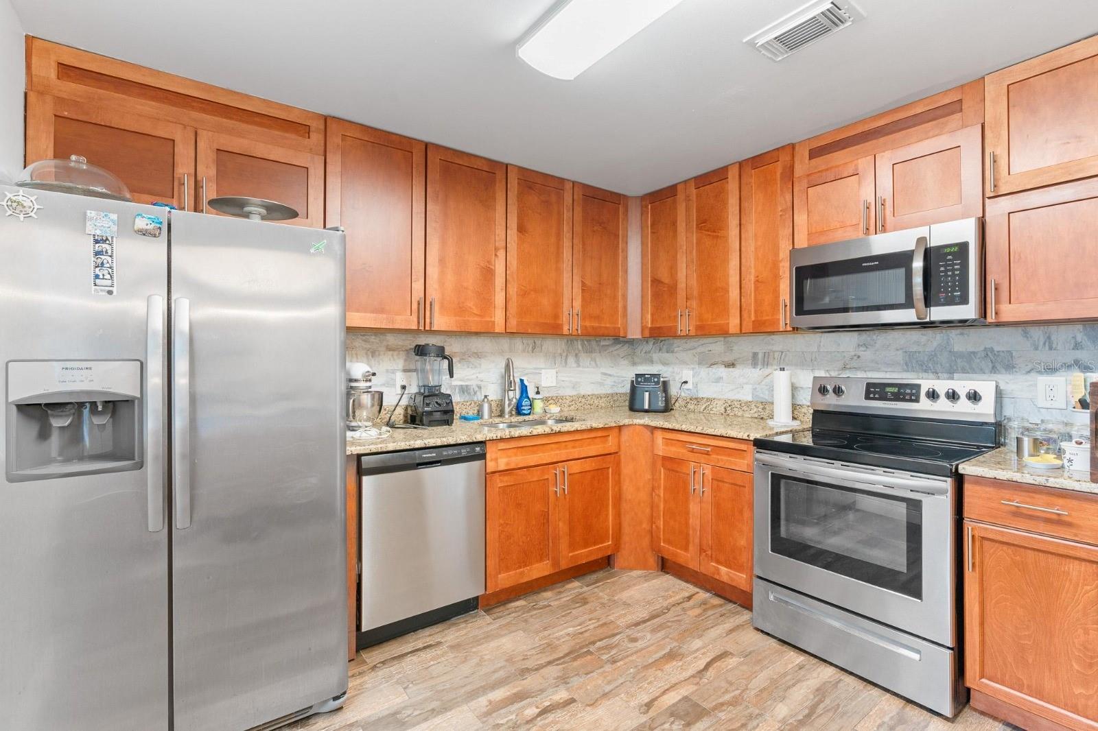 CLUBSIDE AT SABAL POINT A CONDO - Residential
