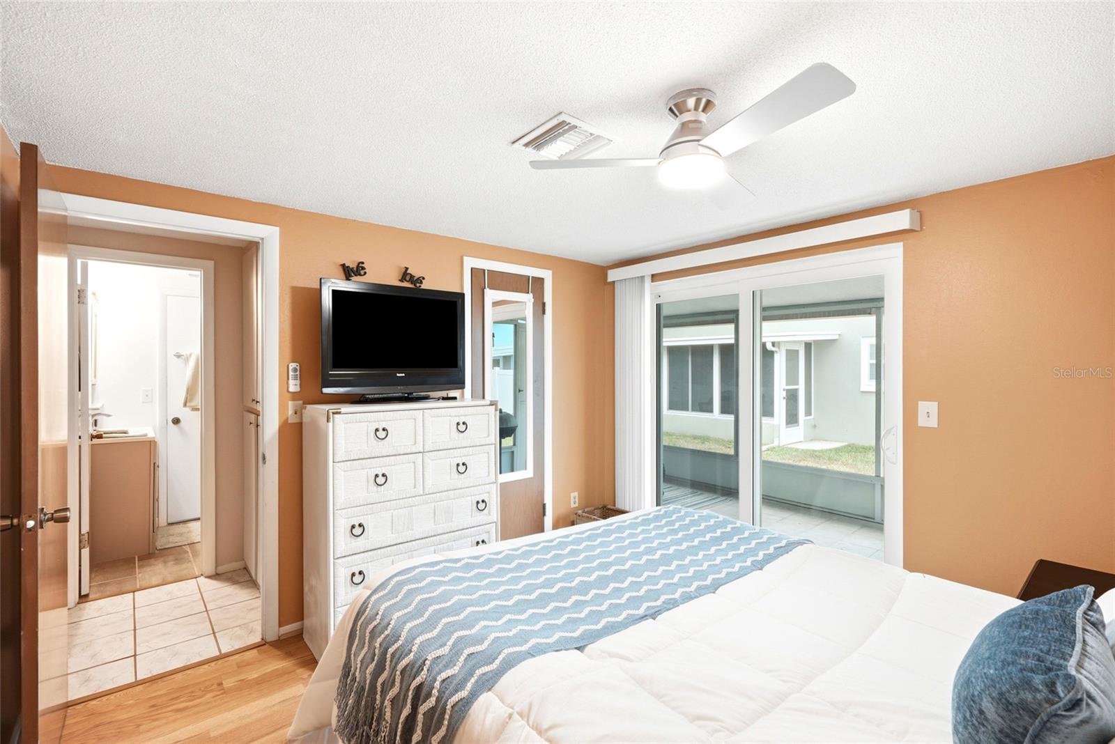 UNION PARK VILLAS UNREC - Residential Lease
