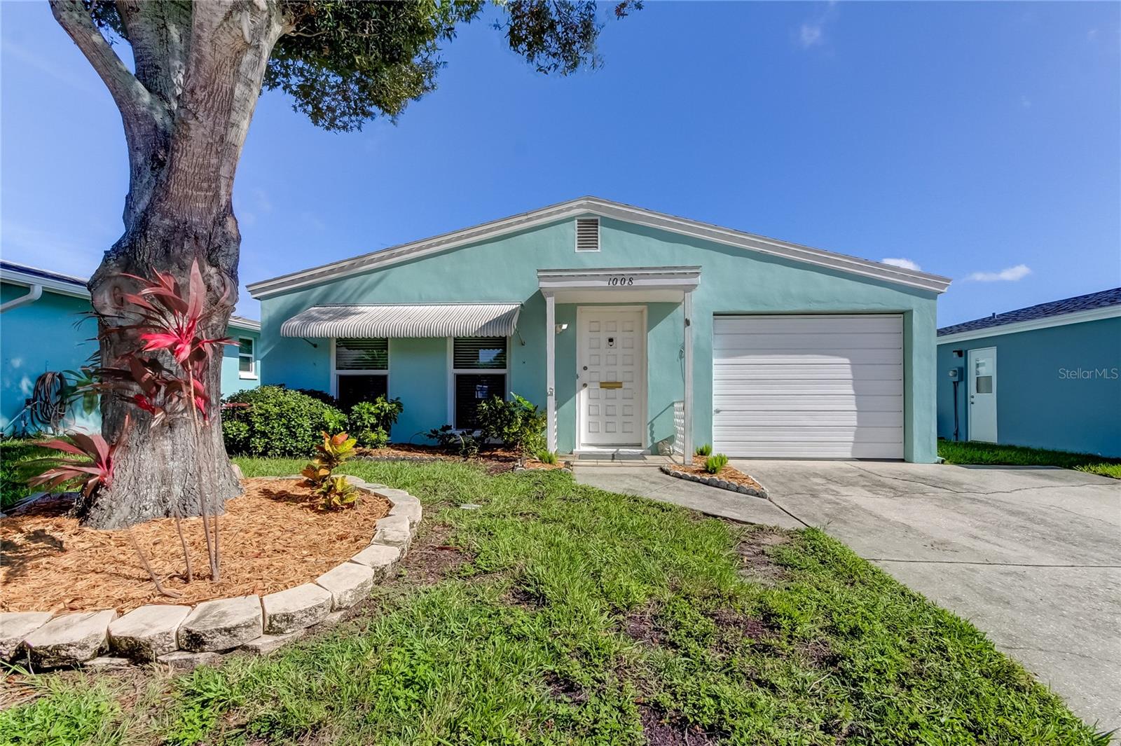 UNION PARK VILLAS UNREC - Residential Lease