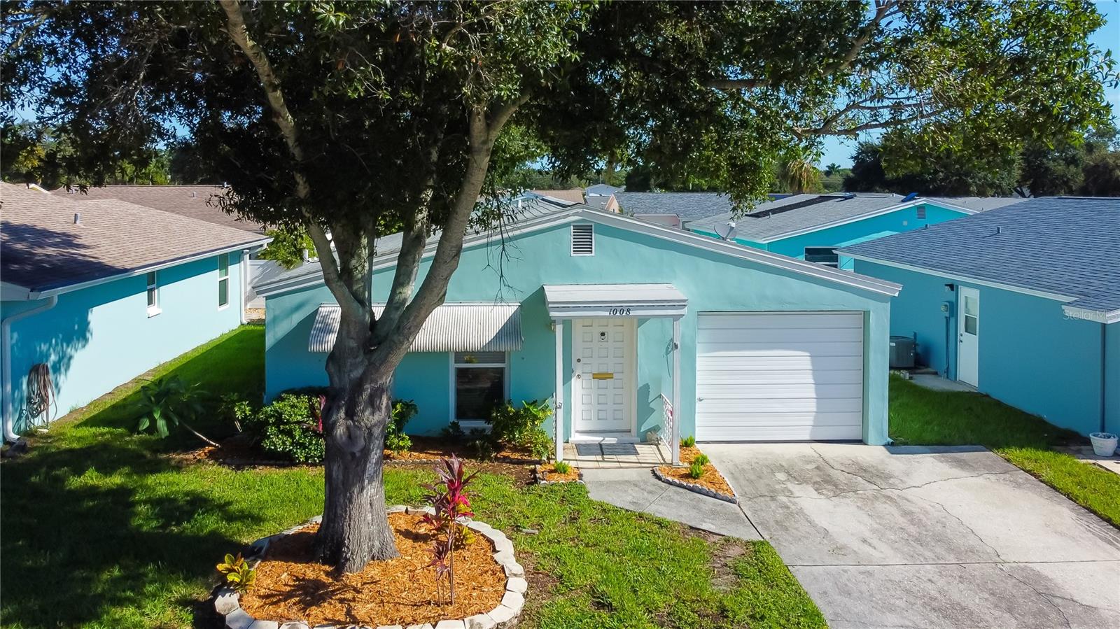 UNION PARK VILLAS UNREC - Residential Lease