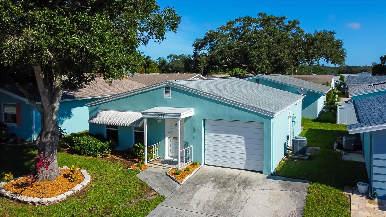 UNION PARK VILLAS UNREC - Residential Lease