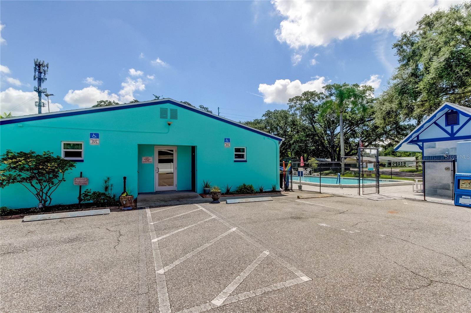UNION PARK VILLAS UNREC - Residential Lease