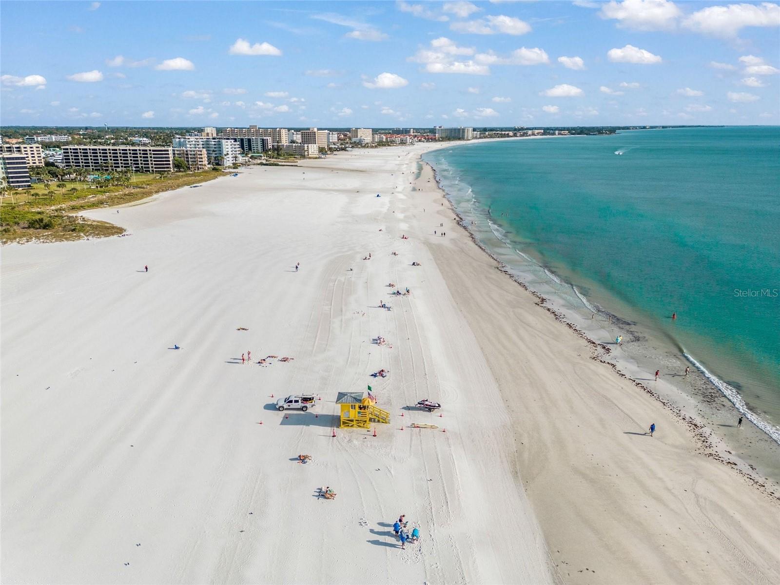 GULF & BAY CLUB PH 2 - Residential