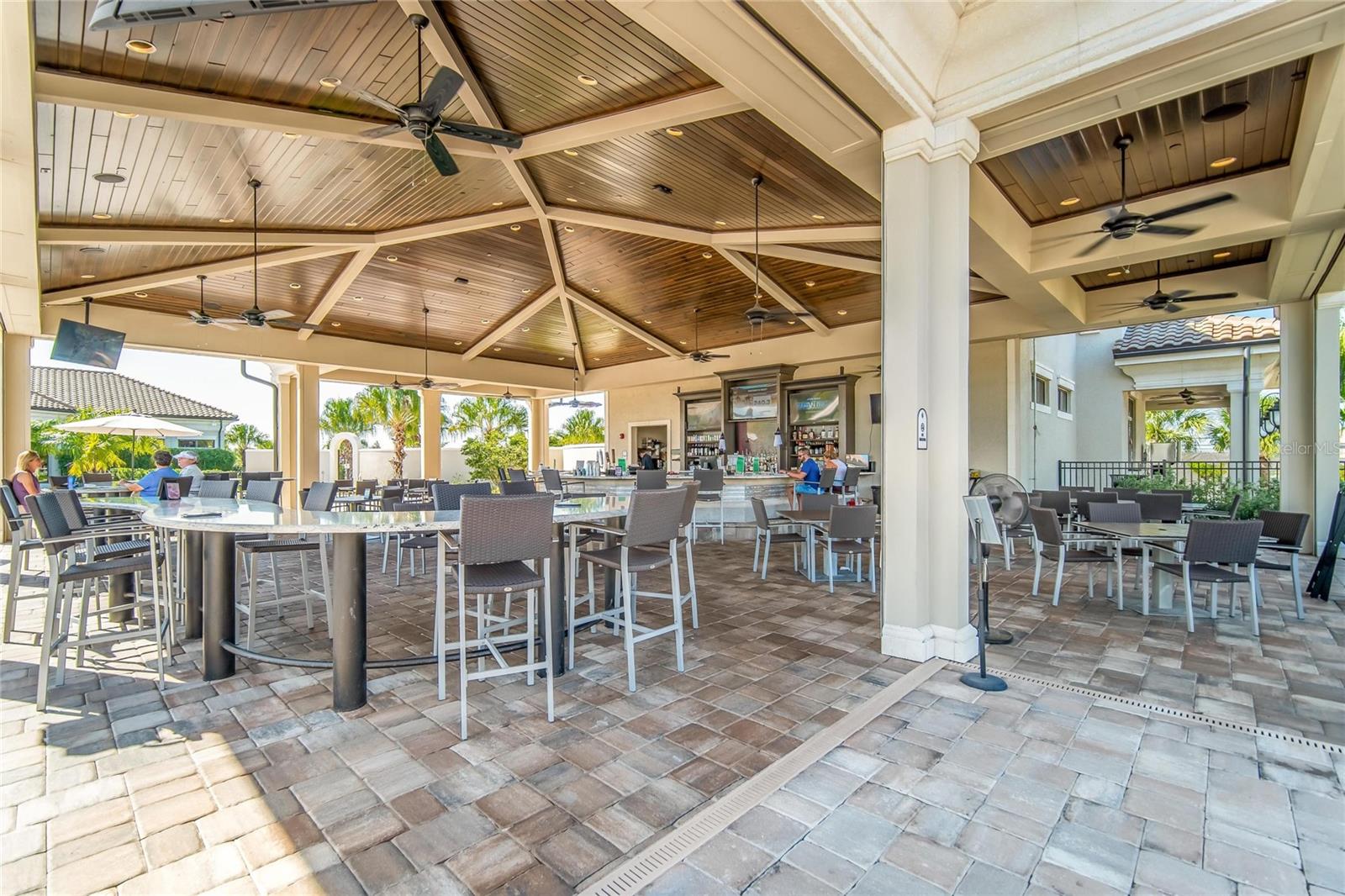 LAKEWOOD NATIONAL GOLF CLUB - Residential