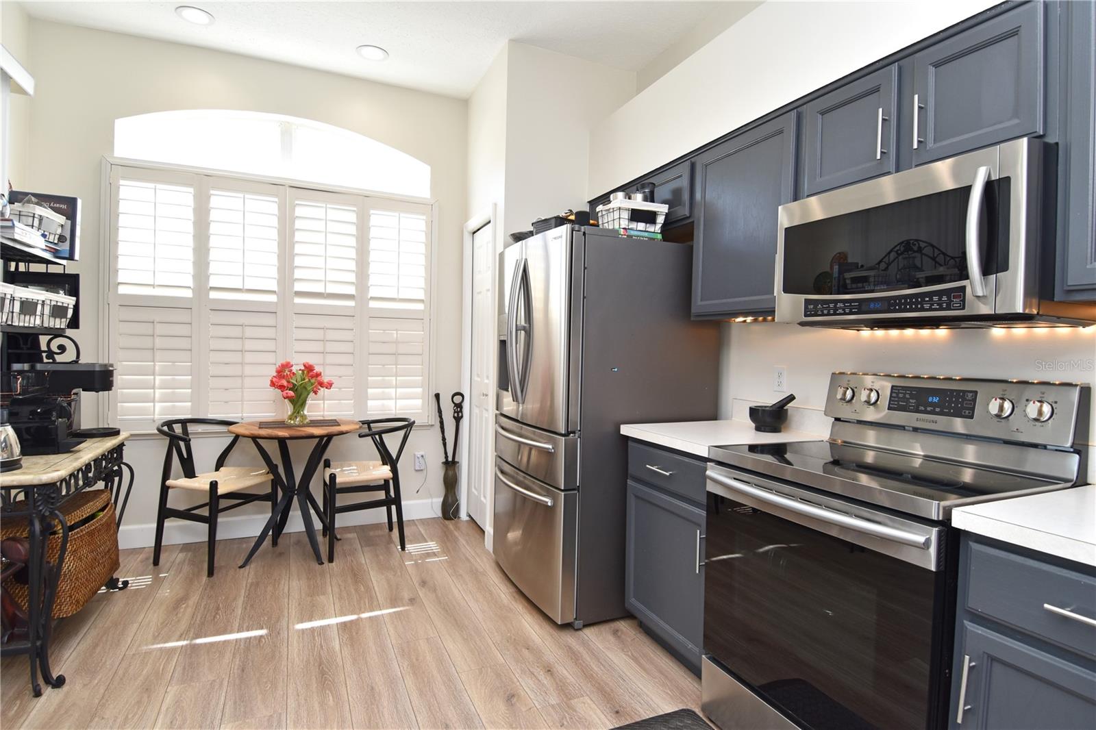 CARRIAGE HOMES AT SOUTHAMPTON - Residential Lease