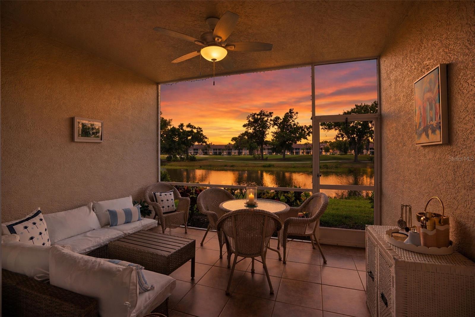 HERITAGE OAKS VERANDA 8 - Residential