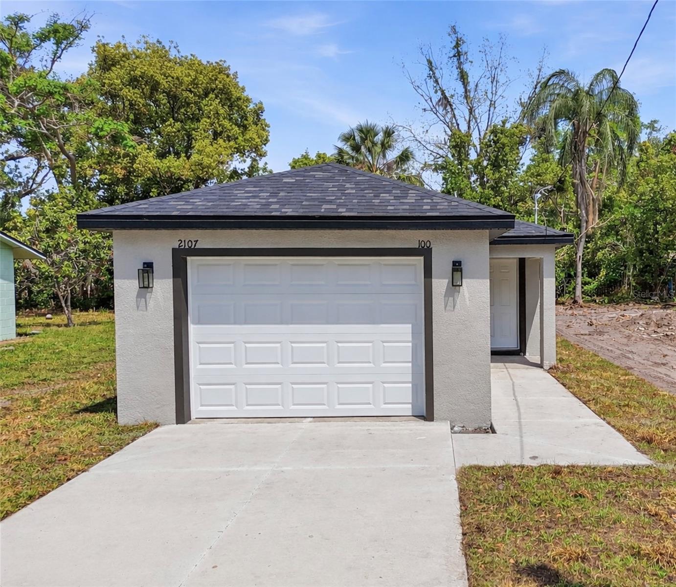 EUSTIS HOGANS SUB - Residential