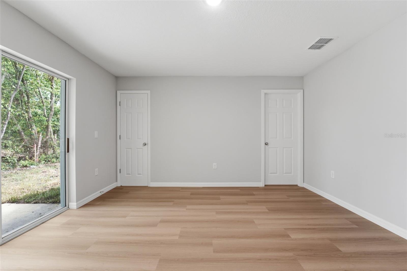 EUSTIS HOGANS SUB - Residential