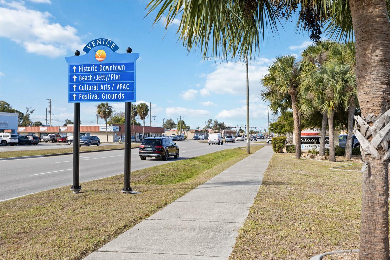 VENICE AVE COMM SUB - Land
