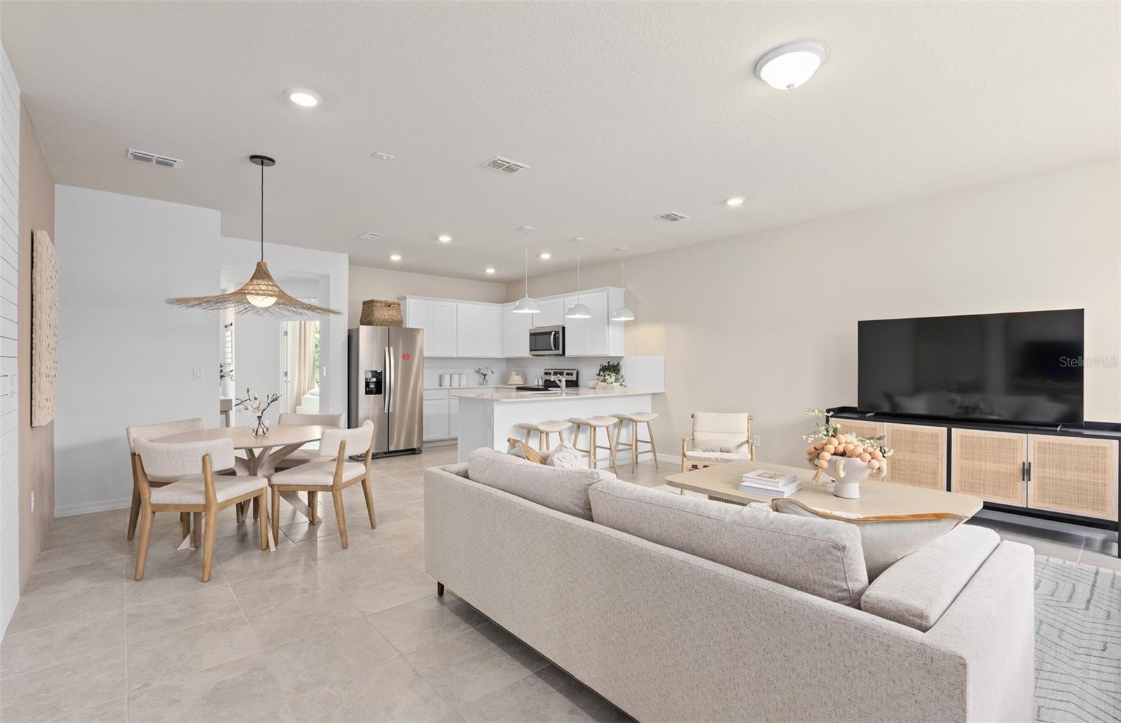 LAKEHAVEN ESTATES - Residential