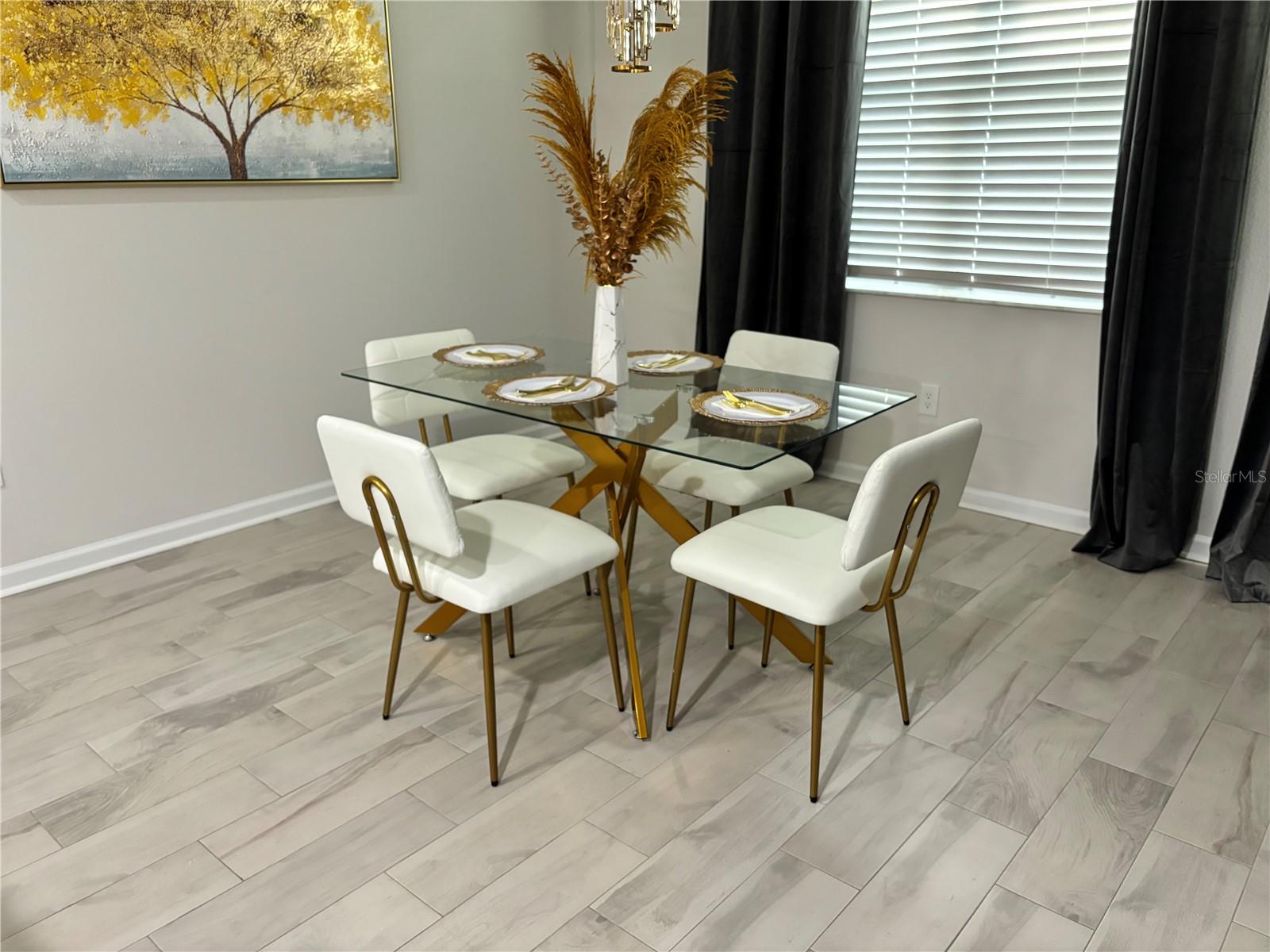 CALUSA CREEK TOWNHOMES - Residential Lease