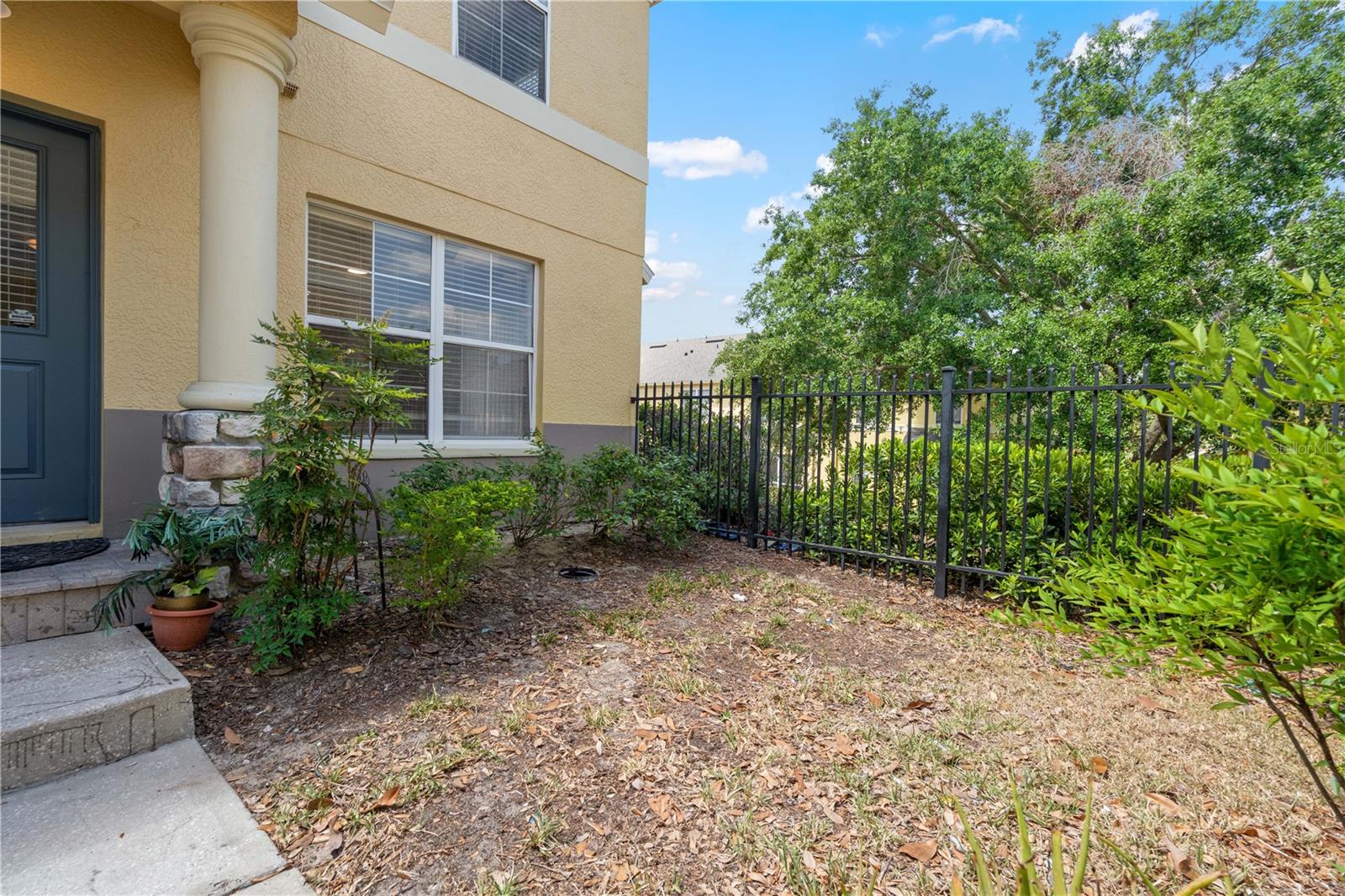 KINGS MILL - Residential Lease