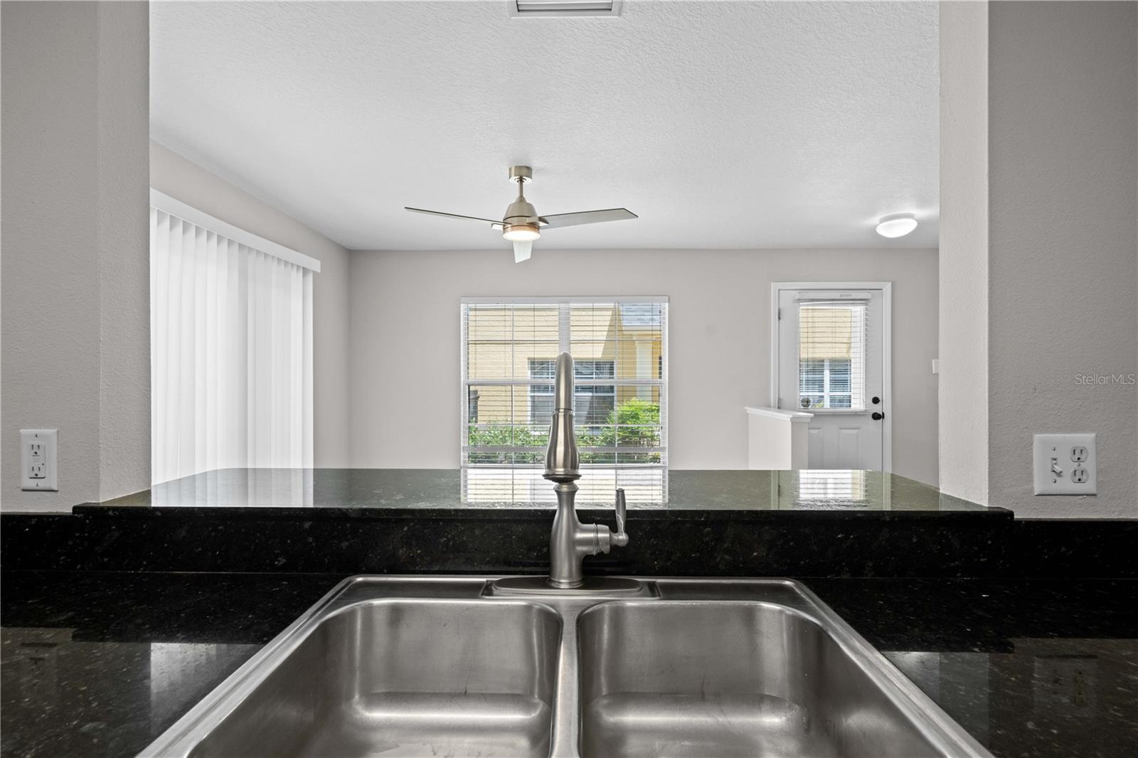KINGS MILL - Residential Lease
