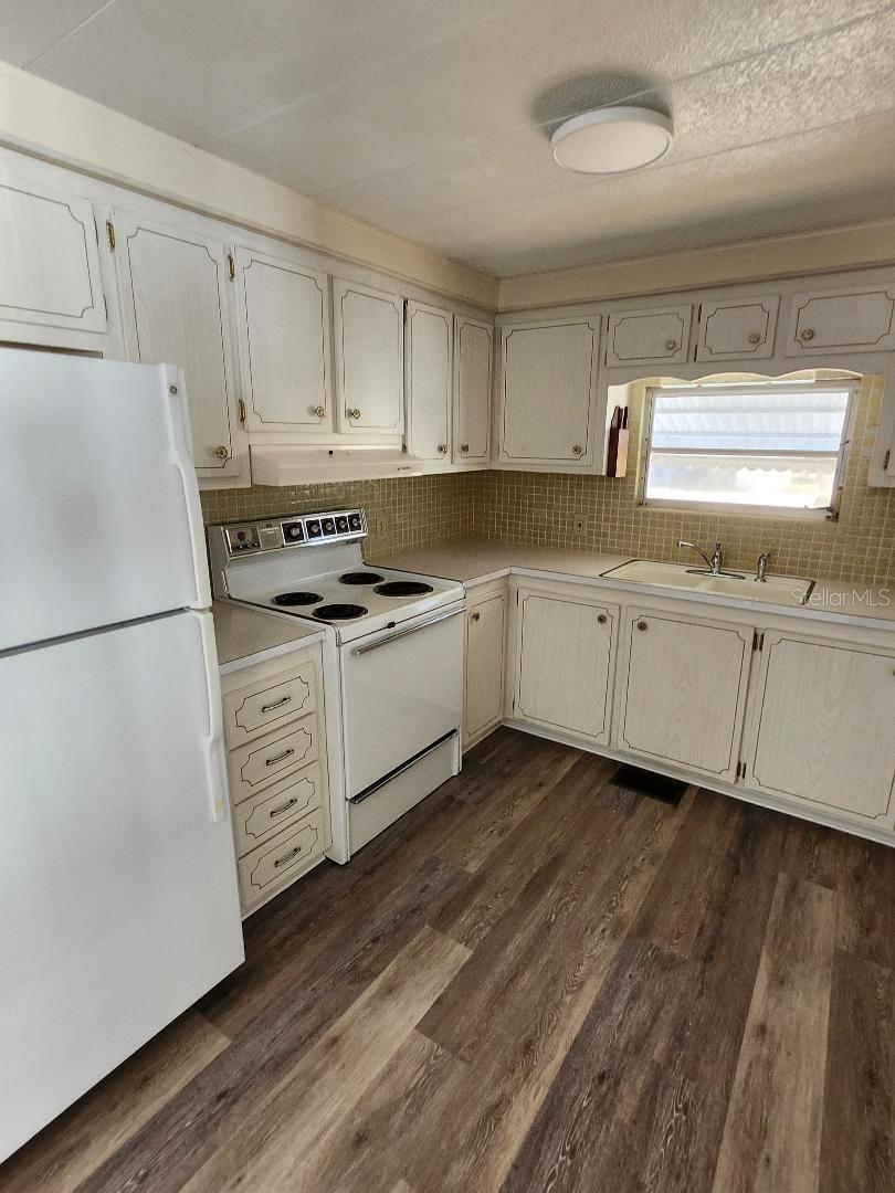 TRAILER ESTATES FIRST ADD - Residential