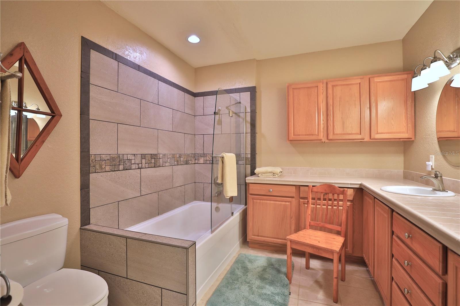 ACREAGE NON-SUBDIVISION - Residential